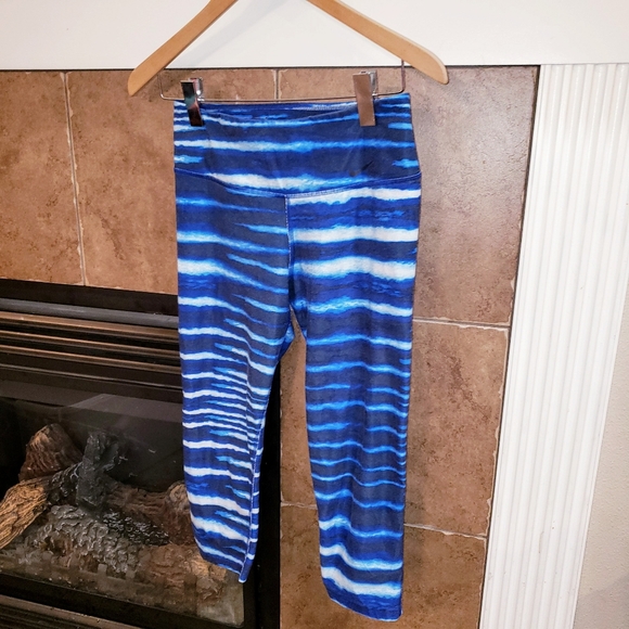 Nike Pants - 💥4/$25💥 NIKE DRI FIT RECYCLED POLYESTER LEGGINGS